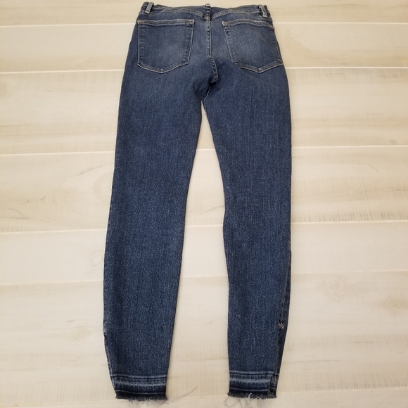 {27} FRAME Le High Skinny Side Slit Released Hem - Picture 6 of 14